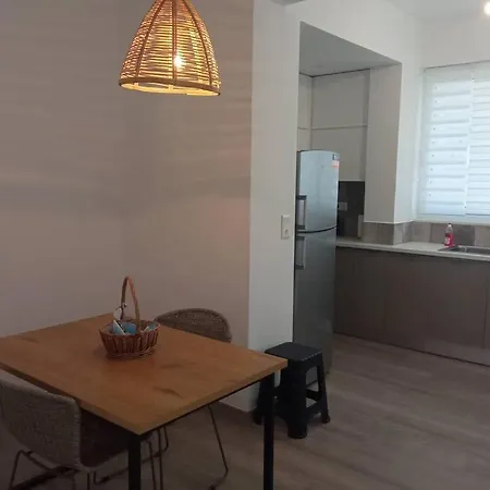 διαμέρισμα 90 τμ σε μικρό συγκρότημα *